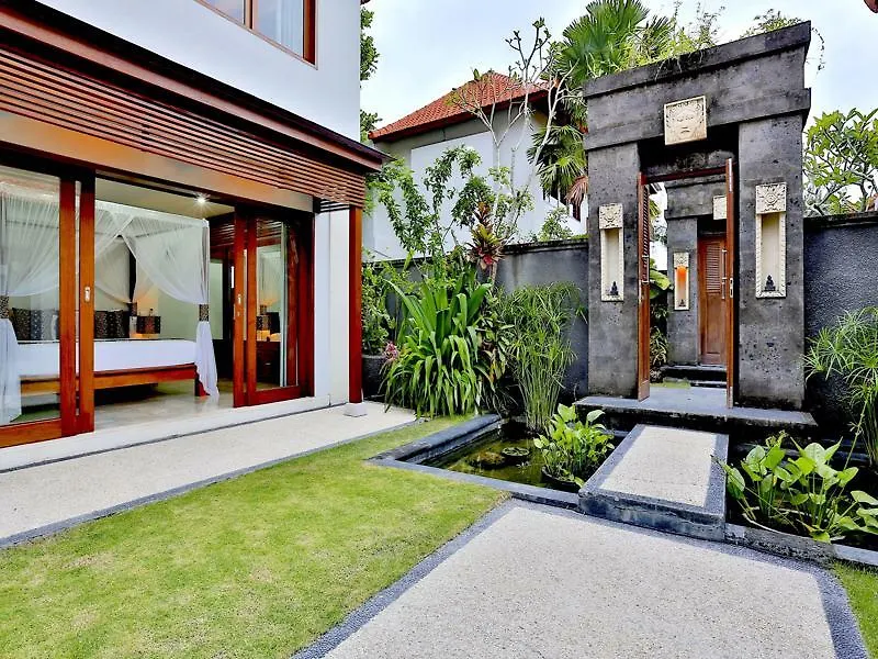 Amore Villas Dalung